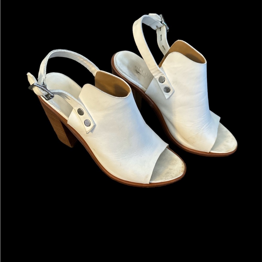 Rag n Bone size 8 leather whit peep toe